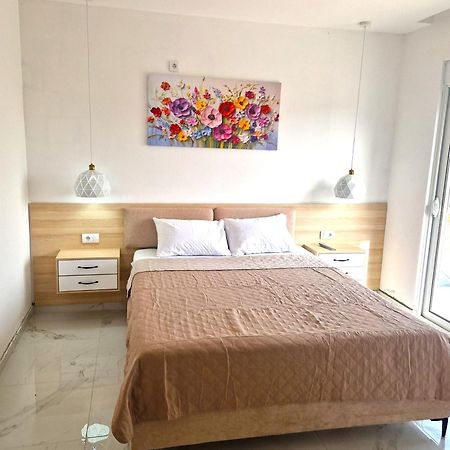 Ivana Apartments อุลซิน ภายนอก รูปภาพ