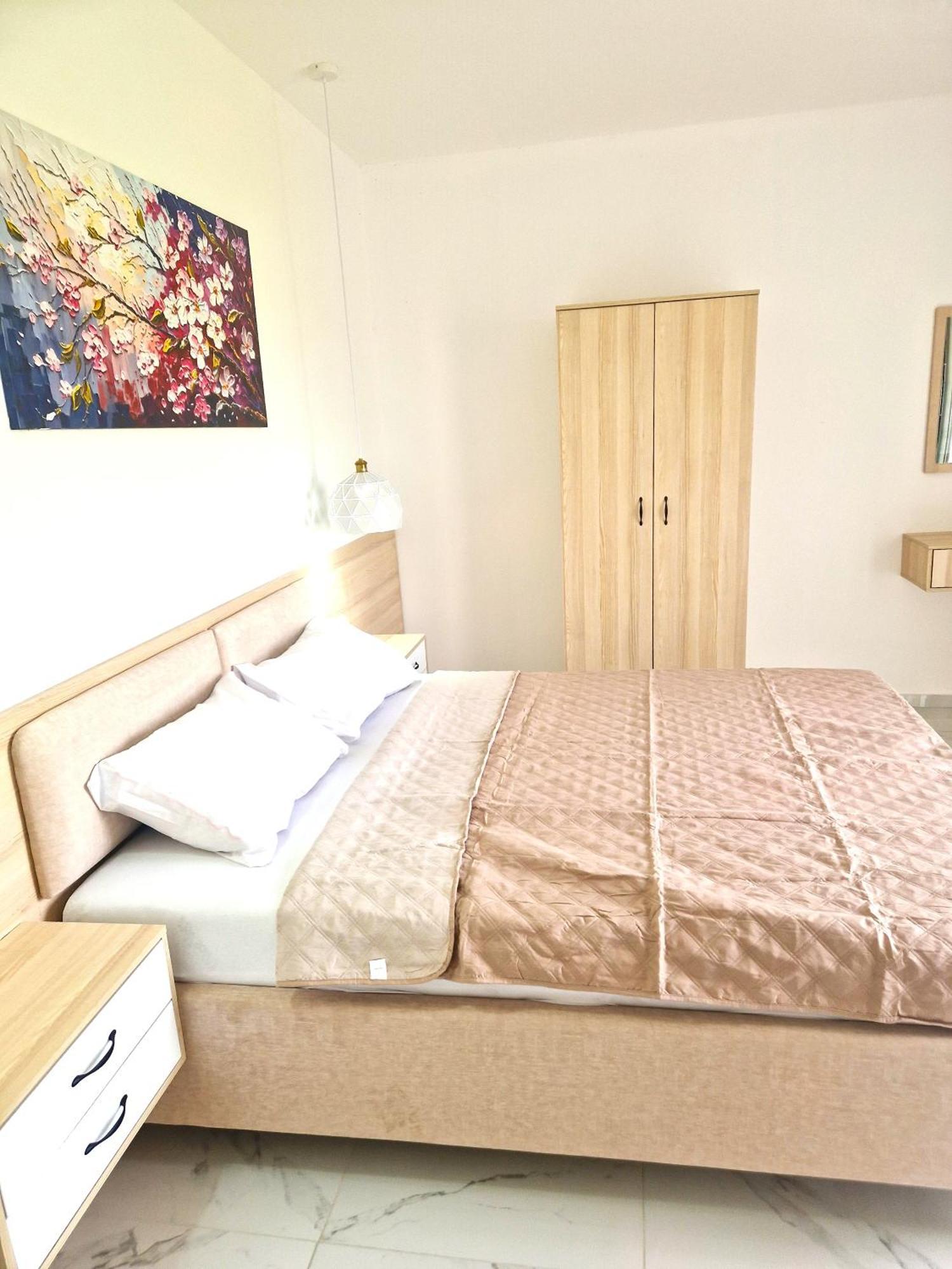 Ivana Apartments อุลซิน ภายนอก รูปภาพ