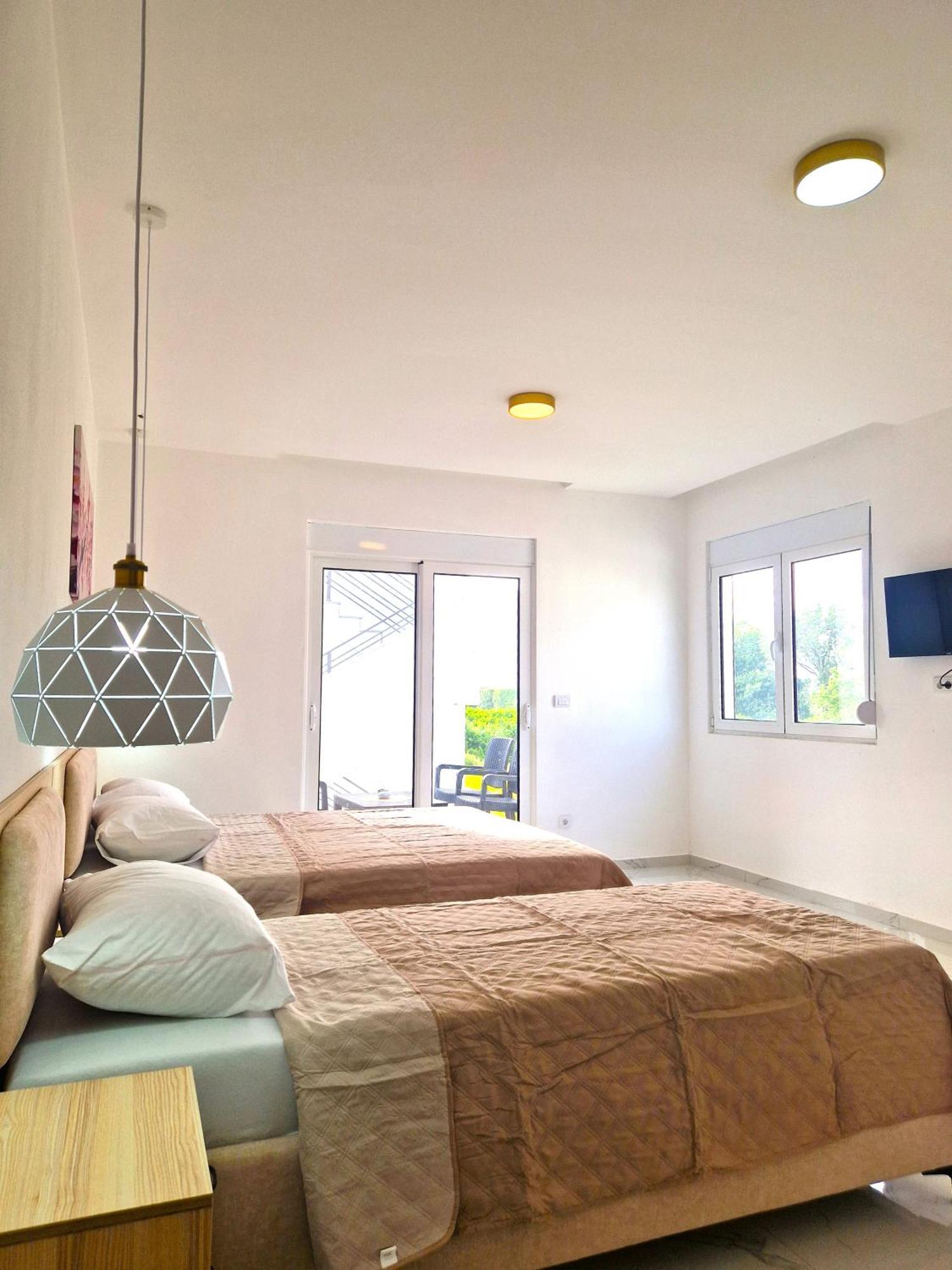 Ivana Apartments อุลซิน ภายนอก รูปภาพ